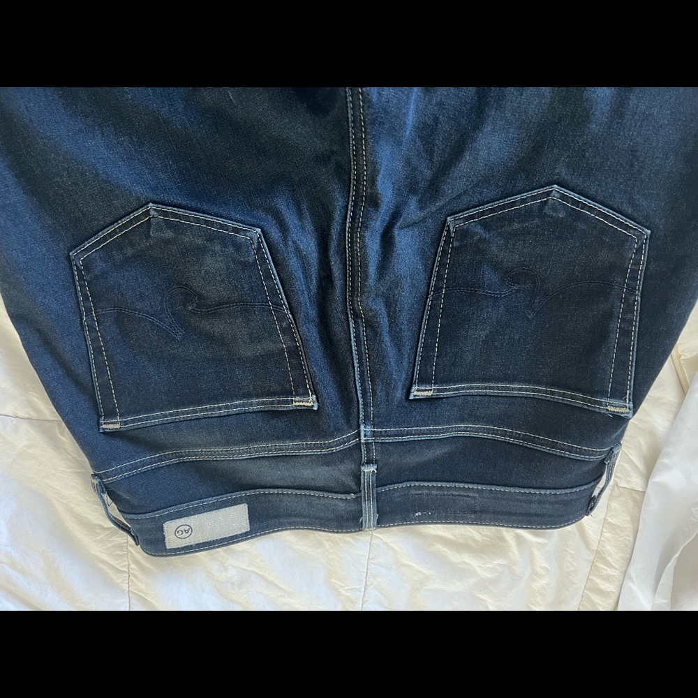 AG Farrah High Rise Skinny Size 27: dark blue.